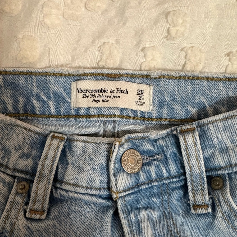 Abercrombie & Fitch Light Wash High Rise Jeans
